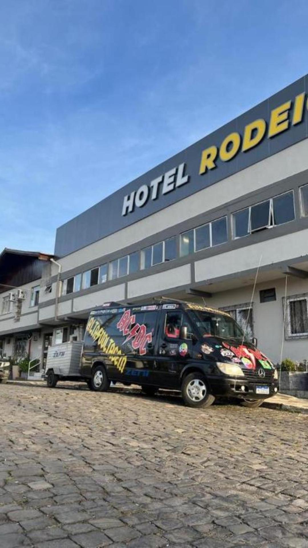 Hotel Rodeio 2*
